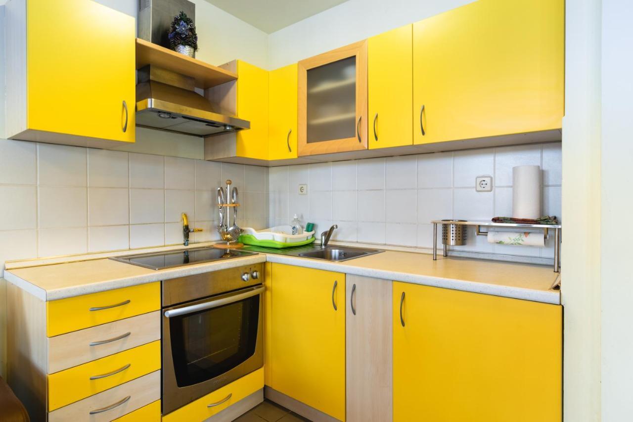 Relax Apartment In Banovci Verzej Exterior photo